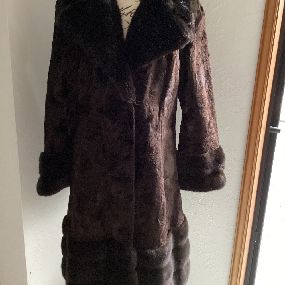 Vintage Rosewin Dark Rich Brown PennyLane Brown Faux Fur Mid Length Coat Jacket